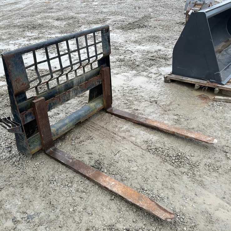 48” Skid Steer Pallet Forks