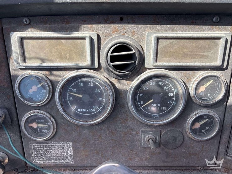 1993-ford-ls9000-image-15