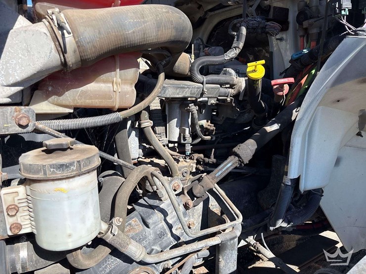 2014-international-durastar-4300-image-22