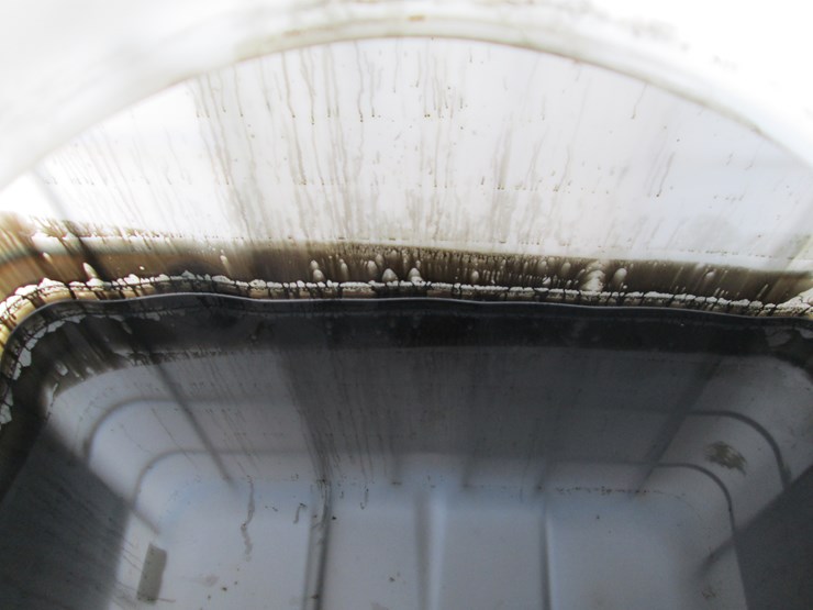 #27314-•-lot-of-(2)-205gal-plastic-totes-image-6