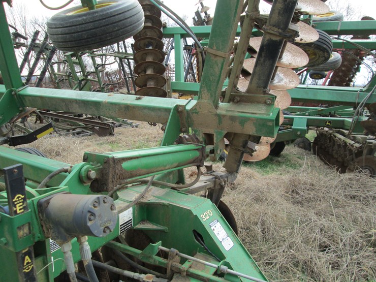 john-deere-637-image-24