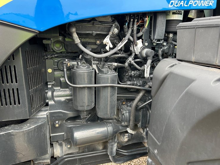 2022-new-holland-ts6.140-image-17