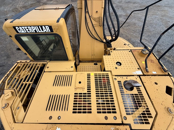 2004-caterpillar-321c-image-27
