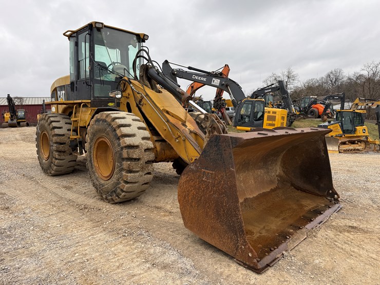 caterpillar-930g-image-7