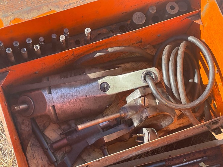 #13089-•-pallet-contents-image-16