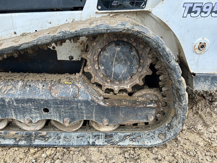 2018-bobcat-t595-image-18