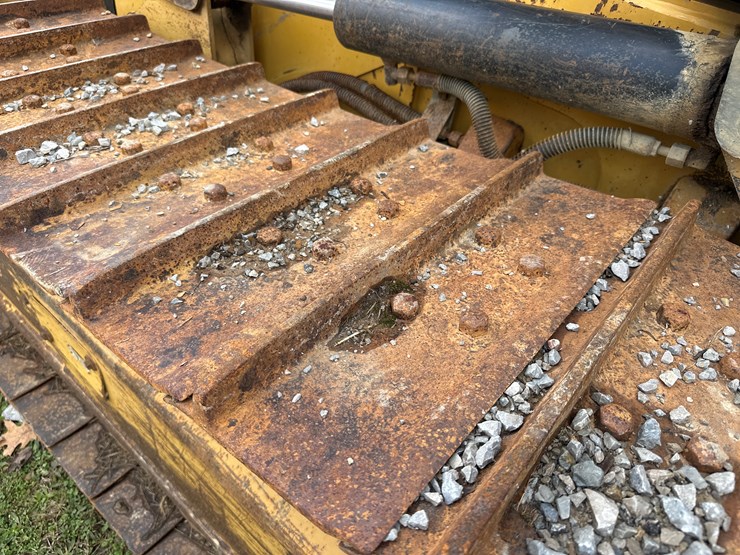 caterpillar-d5k-image-47