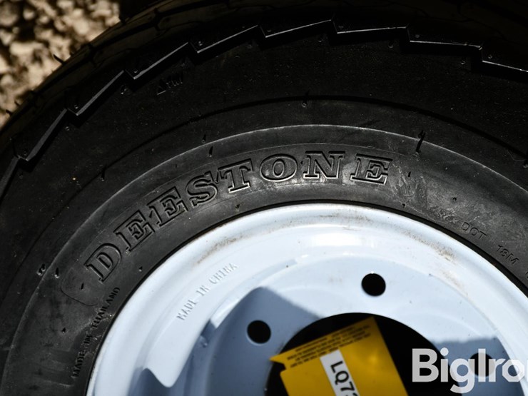 destone-20.5x8.0-10-tire-on-6-bolt-rim-image-12