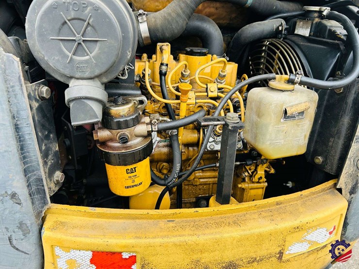 2002-caterpillar-301.5-image-44