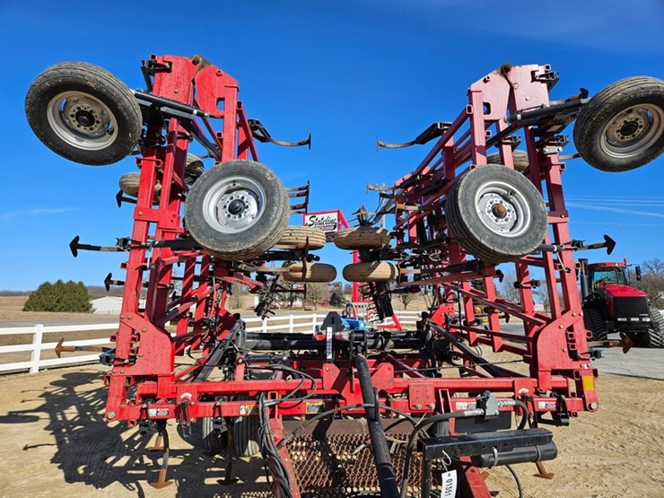 case-ih-200-image-28