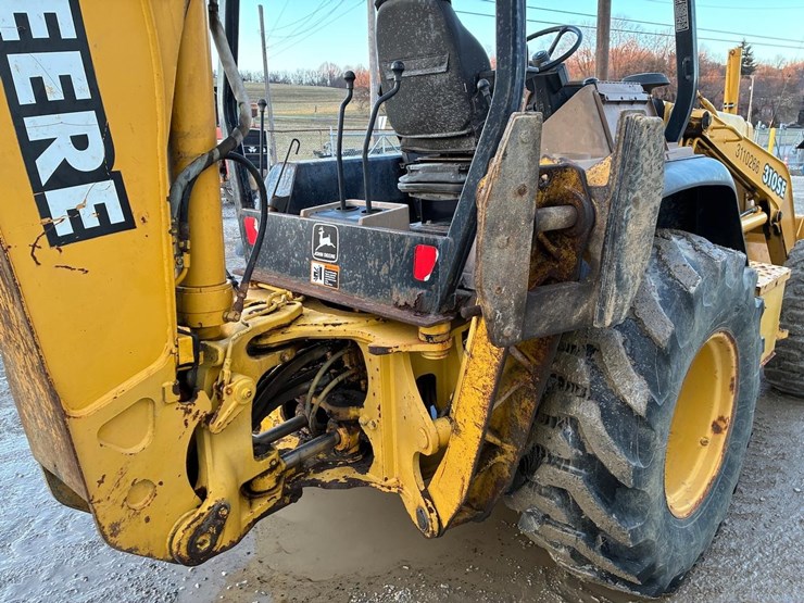 deere-310se-image-15