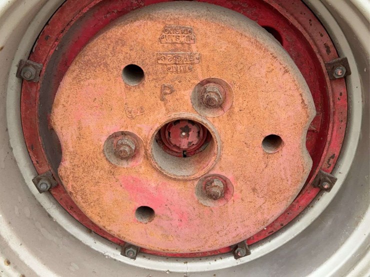 massey-ferguson-95-image-48