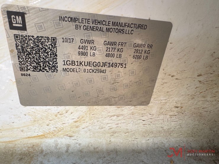 2018-chevrolet-2500-image-3