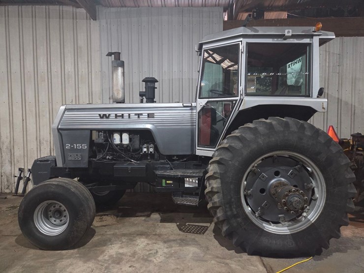 1979-white-2-155-image-16