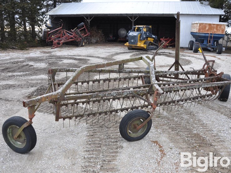 david-bradley-4-bar-basket-rake-image-5