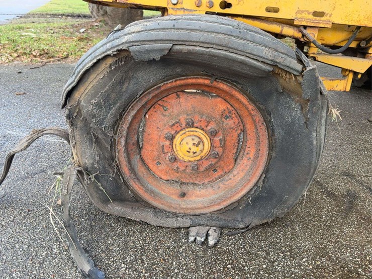 minneapolis-moline-jet-star-3-image-36