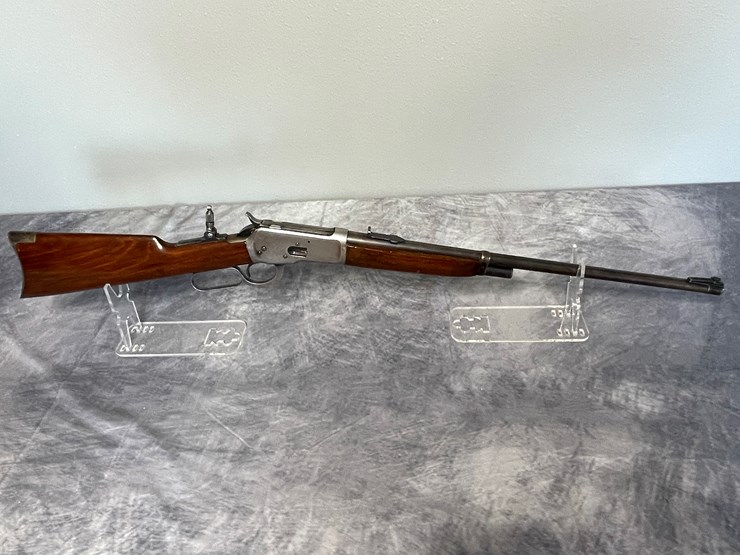 #1506-•-1920-winchester-1892-carbine,-lever-action-rifle,-sn:-881072-(arcadia,-wi)-image-1