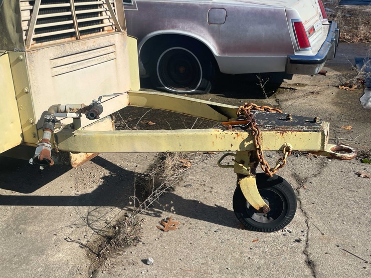 #13065-•-le-roi-gas-powered-generator-on-wheels-image-34