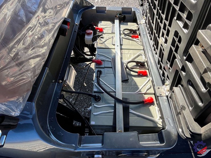 unused-2025-sdlanch-sdlgc80-golf-cart-image-24