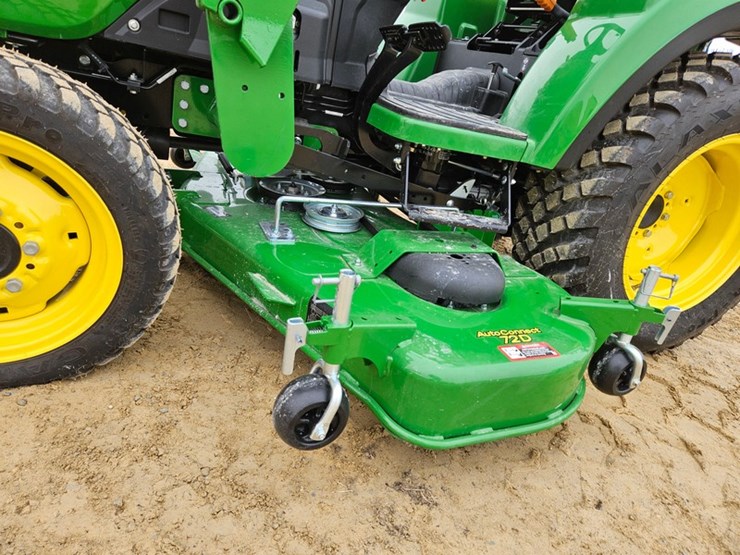 2025-john-deere-2038r-image-18
