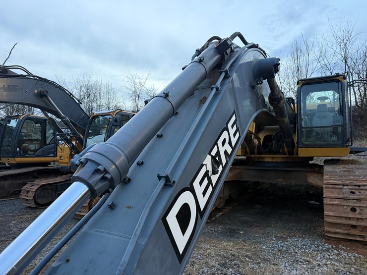 2006-deere-650d-lc-image-10