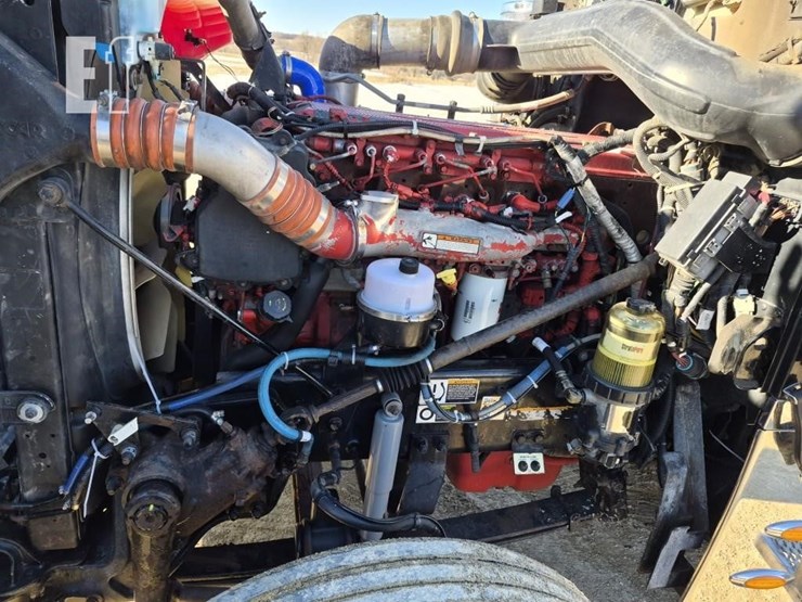 2013-peterbilt-388-image-27