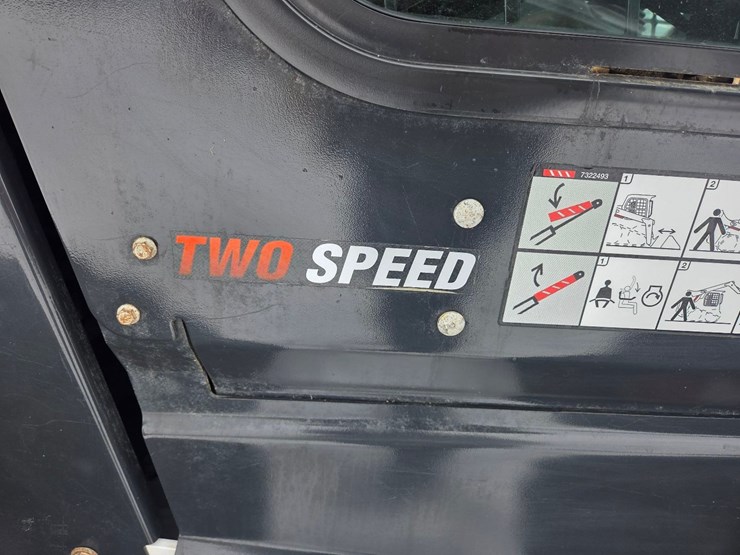 2023-bobcat-s76-image-10