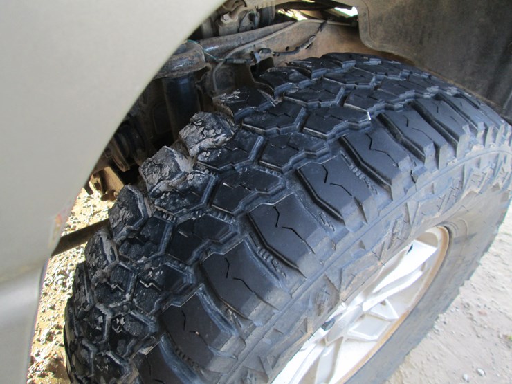 2002-gmc-1500-image-13