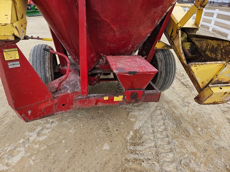 357-new-holland-357-image-25