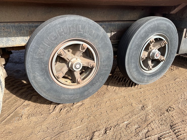 1994-ford-lts9000-image-61