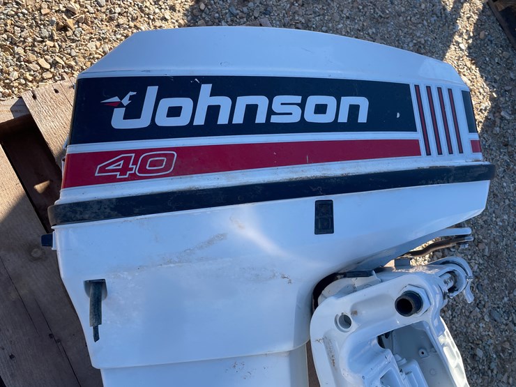 #1677-•-boat-motor-image-2