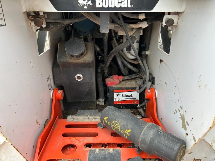 2022-bobcat-mt100-image-15