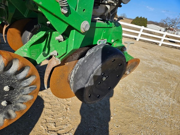 2017-john-deere-1795-image-52