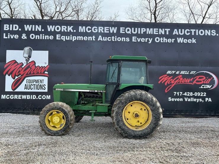 john-deere-2950-image-1