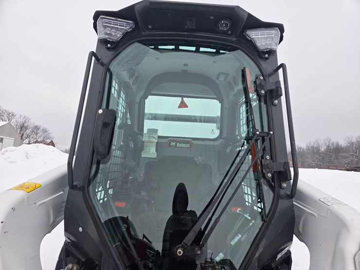 2023-bobcat-s76-image-7