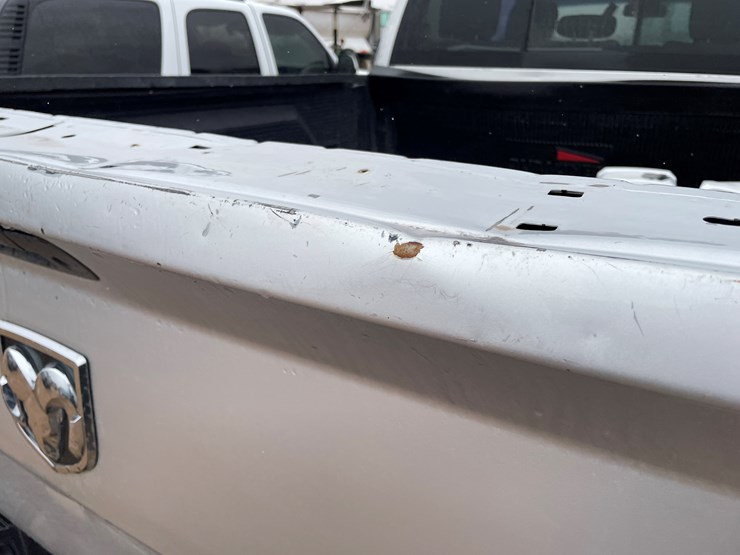 2014-dodge-2500-image-35