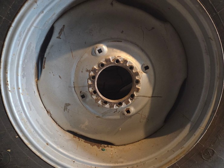 1979-white-2-155-image-57