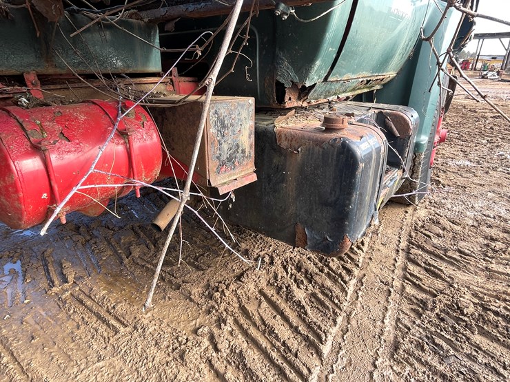 gmc-sierra-6500-image-27