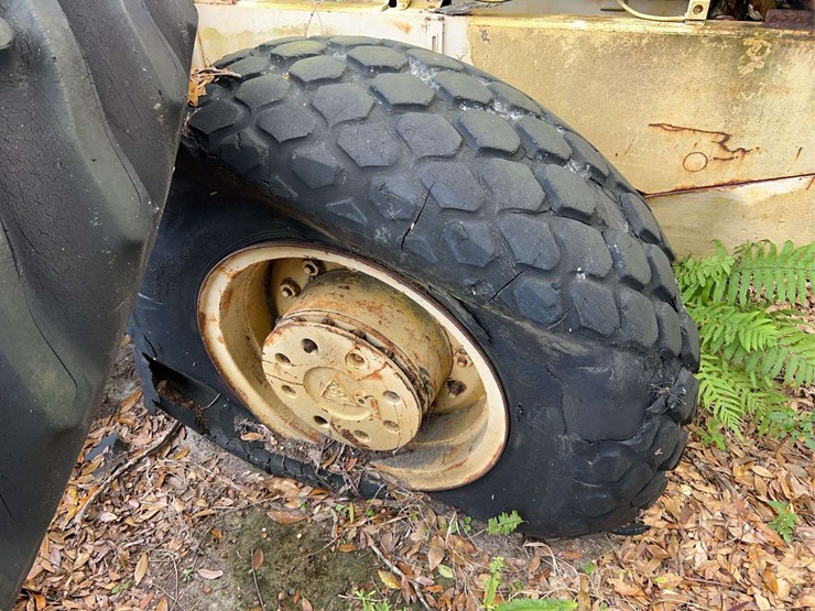 allis-chalmers-diesel-wheel-loader-image-24