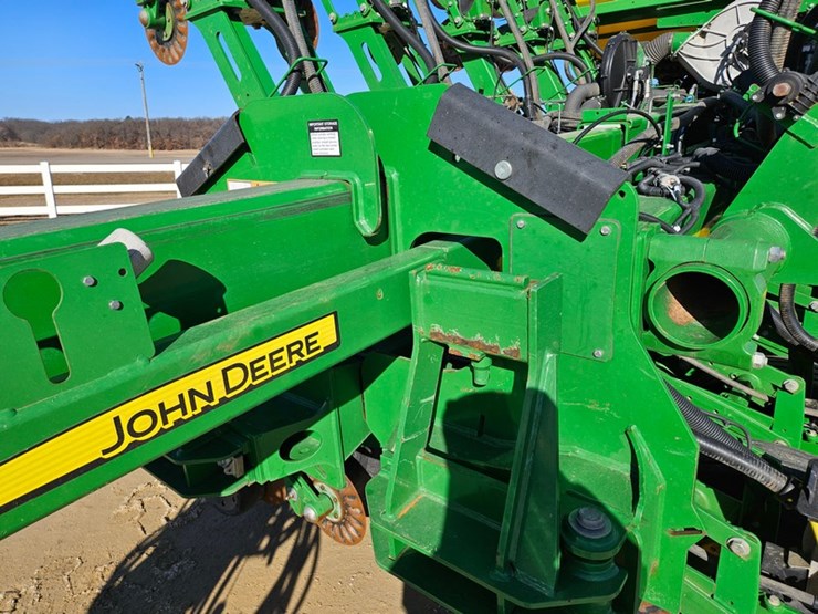 2017-john-deere-1795-image-75