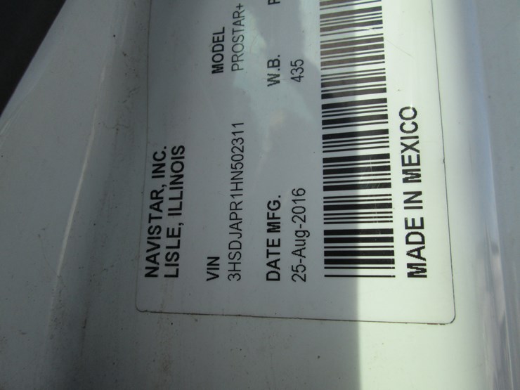 2017-international-prostar-image-40