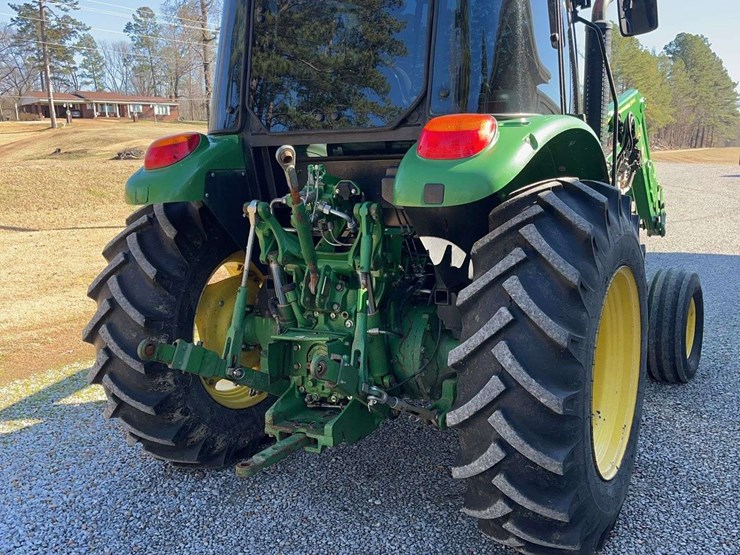 2015-john-deere-5100m-image-15