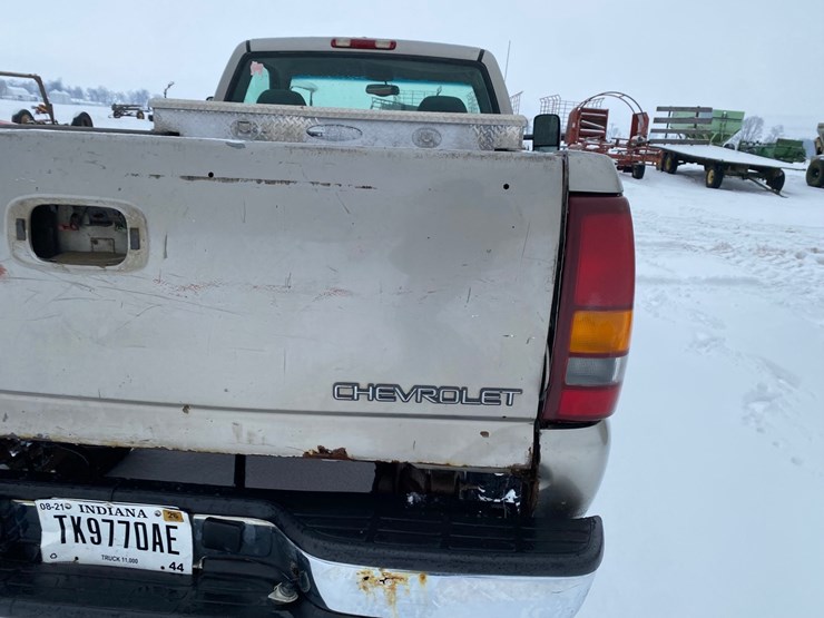 2001-chevrolet-pickup-image-15