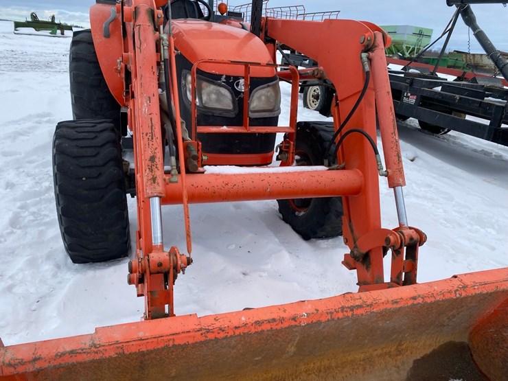 kubota-m7040-image-7