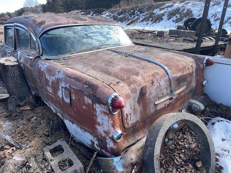 #13026-•-(1)-vintage-truck-and-(2)-vintage-cars-(no-title)-image-76