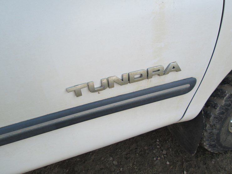 2000-toyota-tundra-image-13