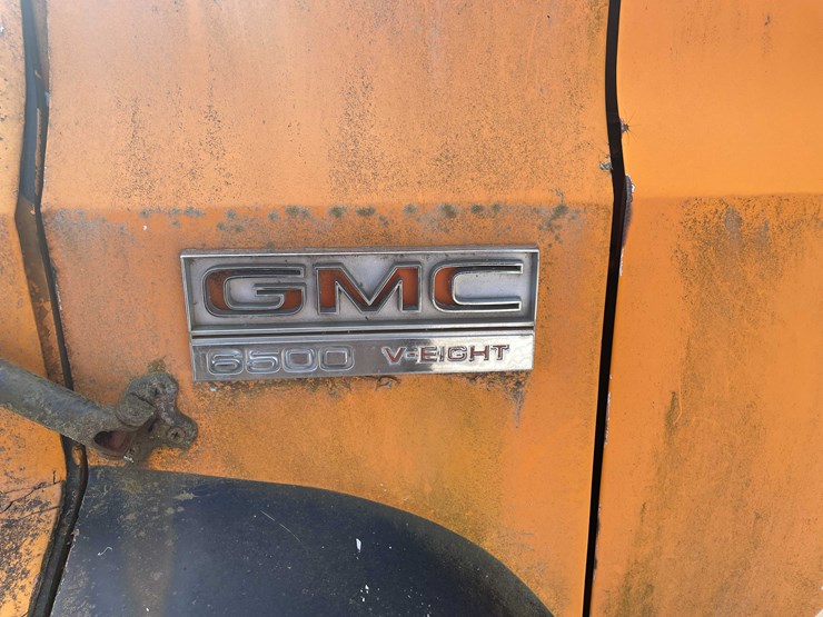 #13018-•-1974-gmc-6500-tractor-(has-wi-title)-image-108