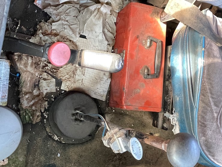 #13013-•-1977-ford-dump-truck-(has-wi-title)-image-41