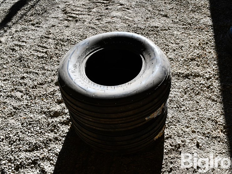 firestone-12.5l-15-tires-image-8