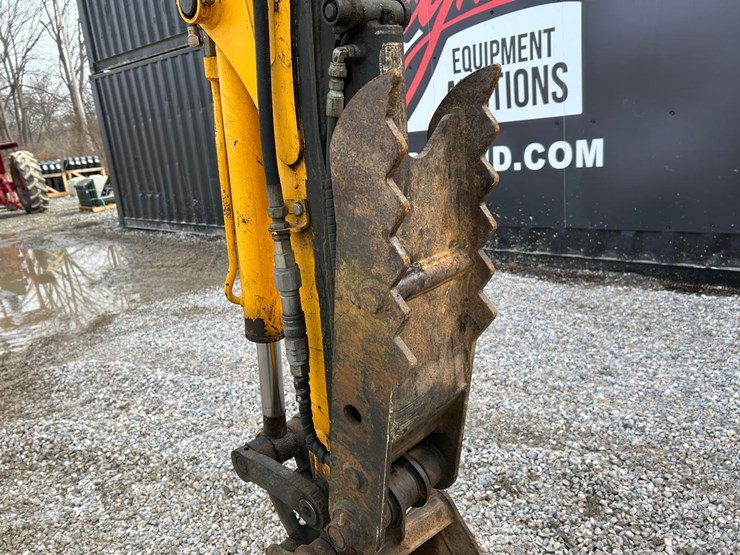 jcb-8032-image-9